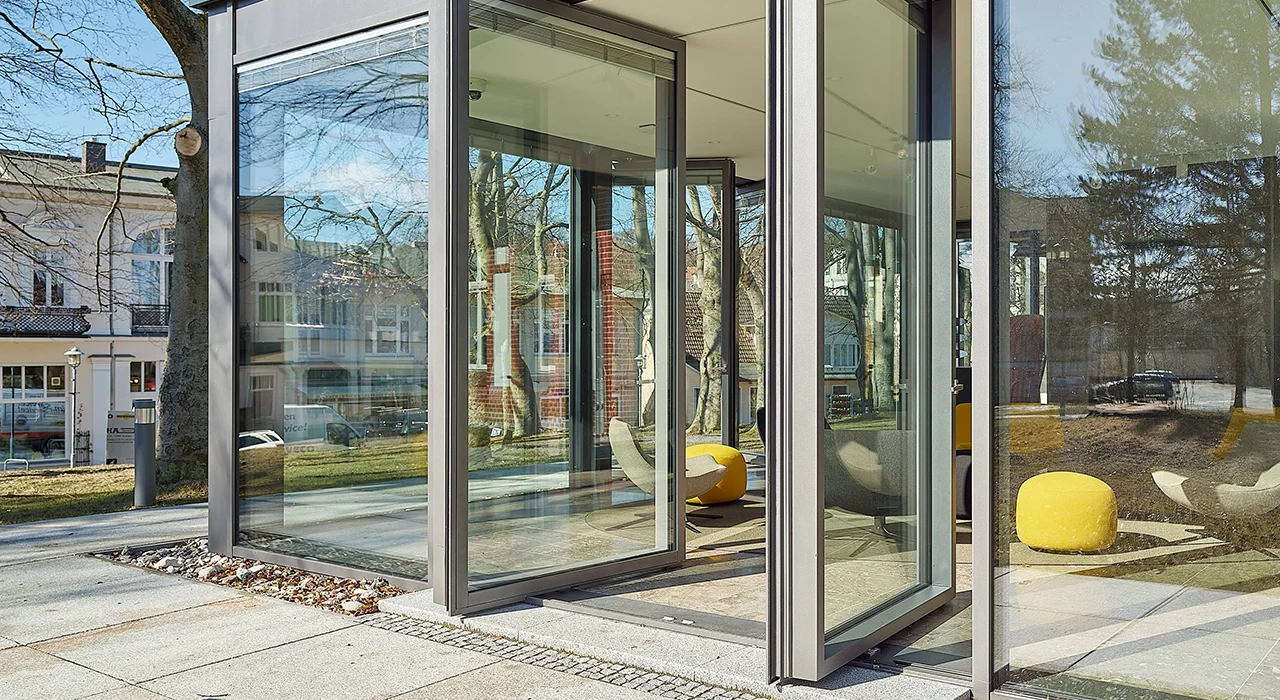 Caixilharia Minimalista Aço Jansen